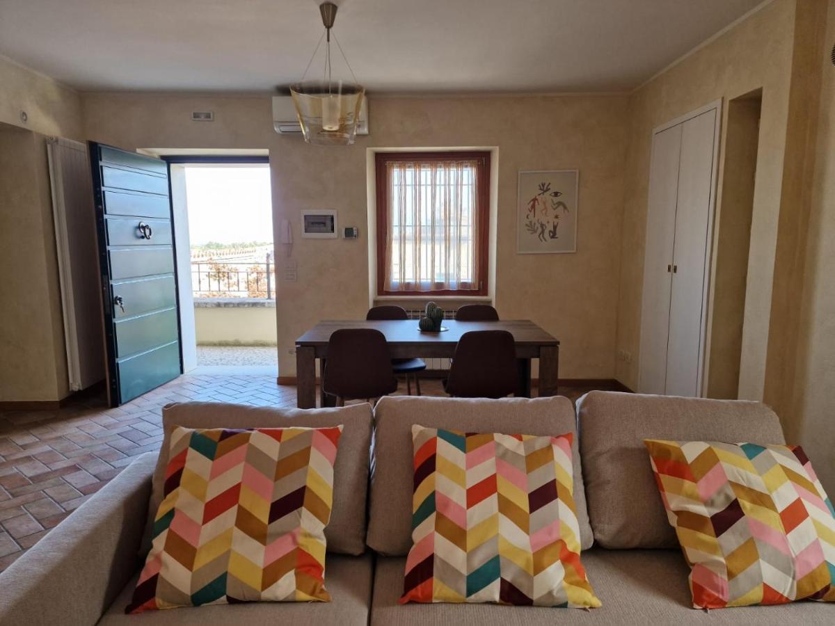 Apartament Thomas' Castle Pozzolengo Zewnętrze zdjęcie
