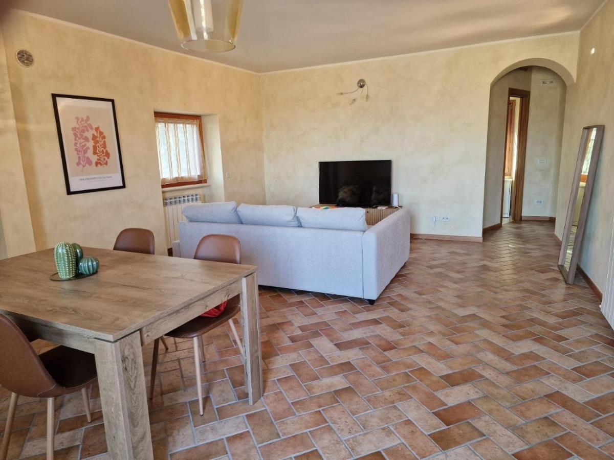 Apartament Thomas' Castle Pozzolengo Zewnętrze zdjęcie