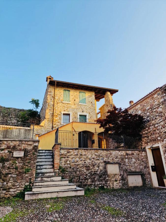 Apartament Thomas' Castle Pozzolengo Zewnętrze zdjęcie